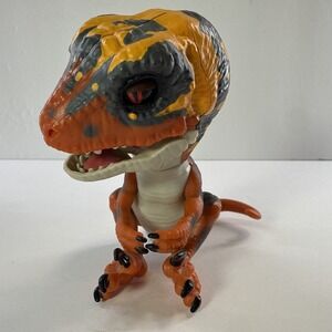 Untamed Raptor Fingerlings Toy Blaze (Orange) Interactive Dinosaur Works!
